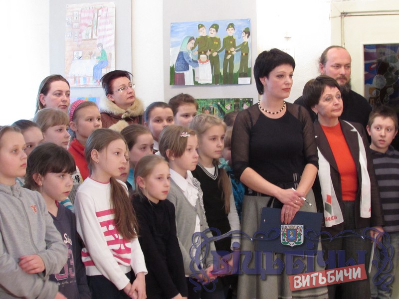 Выставка-конкурс детского творчества «Память священна»