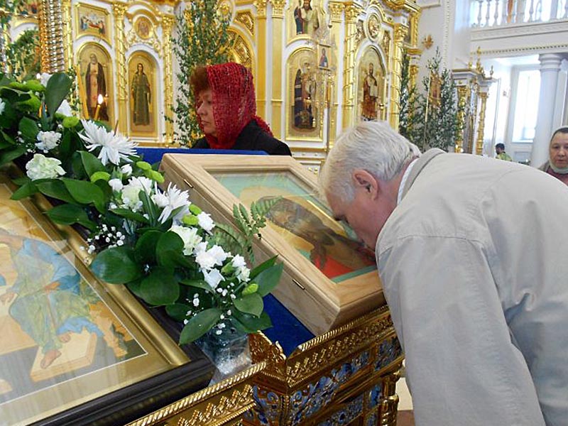 Икону Иисуса Христа с частицей тернового венца привезут в Беларусь