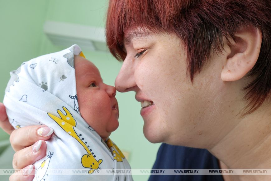 Она стала шестым и долгожданным ребенком в семье.