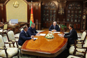 Лукашенко назначил Сергея Бартоша главой Минсельхозпрода