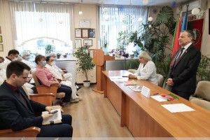 Проект изменений и дополнений Конституции Республики Беларусь обсудили во время диалоговой площадки в Витебском областном клиническом родильном доме
