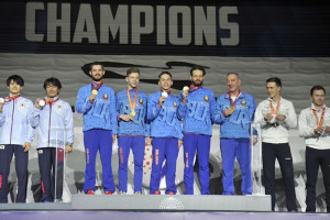 Сборная Беларуси по прыжкам на батуте завоевала первое золото ЧМ в Баку