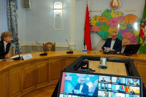 Председатель Витебского облисполкома Николай Шерстнёв провел «прямую линию» с жителями региона