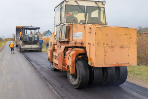 До конца года Витебскоблдорстрой планирует отремонтировать более 280 километров дорог