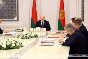 О работе правительства, ВНС и рецепте стабильности в обществе. Все подробности совещания у Лукашенко
