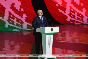 Лукашэнка: спрадвечная мара беларусаў спраўдзілася - мы аб'ядналіся ў адной краіне