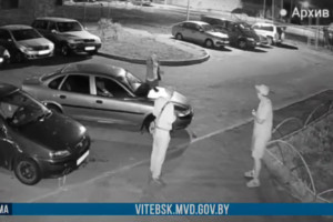 В Витебске на камеру видеонаблюдения попал момент стрельбы из пневматики
