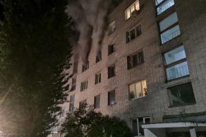 В Витебске при пожаре в пятиэтажке эвакуировали 20 человек