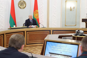 Лукашенко назвал необоснованными и глупыми требования о выводе ЧВК "Вагнер" из Беларуси