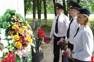 В День Независимости Республики Беларусь следователи Сенненского РОСК посетили вновь воссозданный партизанский лагерь