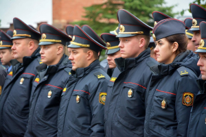 Участковые инспекторы милиции Первомайского района проводят прием граждан, проживающих на их участке