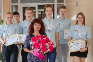 Витебские школьники завоевали 4 золотые и 2 серебряные медали на международной олимпиаде по информатике в Душанбе