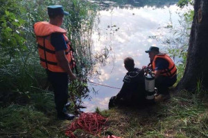 В Сенненском районе два ребенка катались на надувном матрасе и утонули