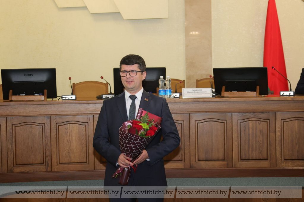 Борьба с клещом. Классовая борьба плакат. Методы борьбы с клещами. Как бороться с вредными привычками. Зло в человеке всегда связано с непониманием другого человека.