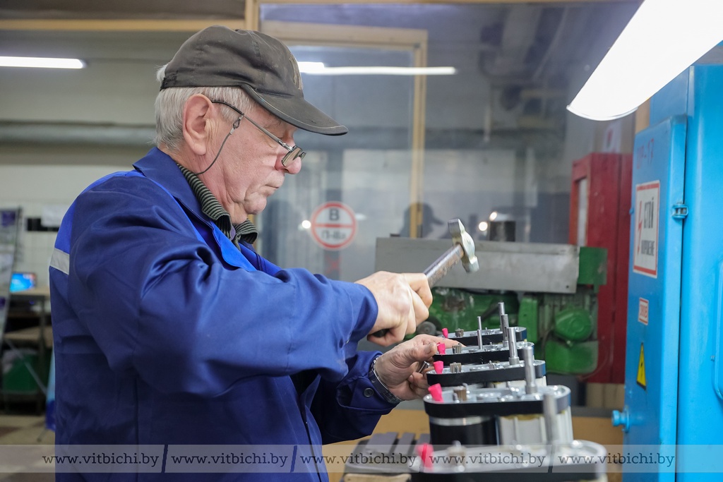 Организация труда на предприятии. Предприятия труда. Инженер. Предприятия труда. Промышленность.