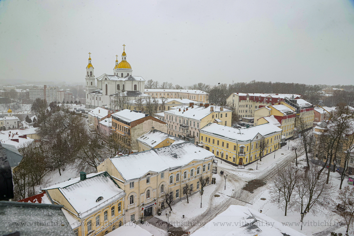 Витебск. Вид сверху на улицу Крылова Витебск. Вид сверху на улицу Крылова