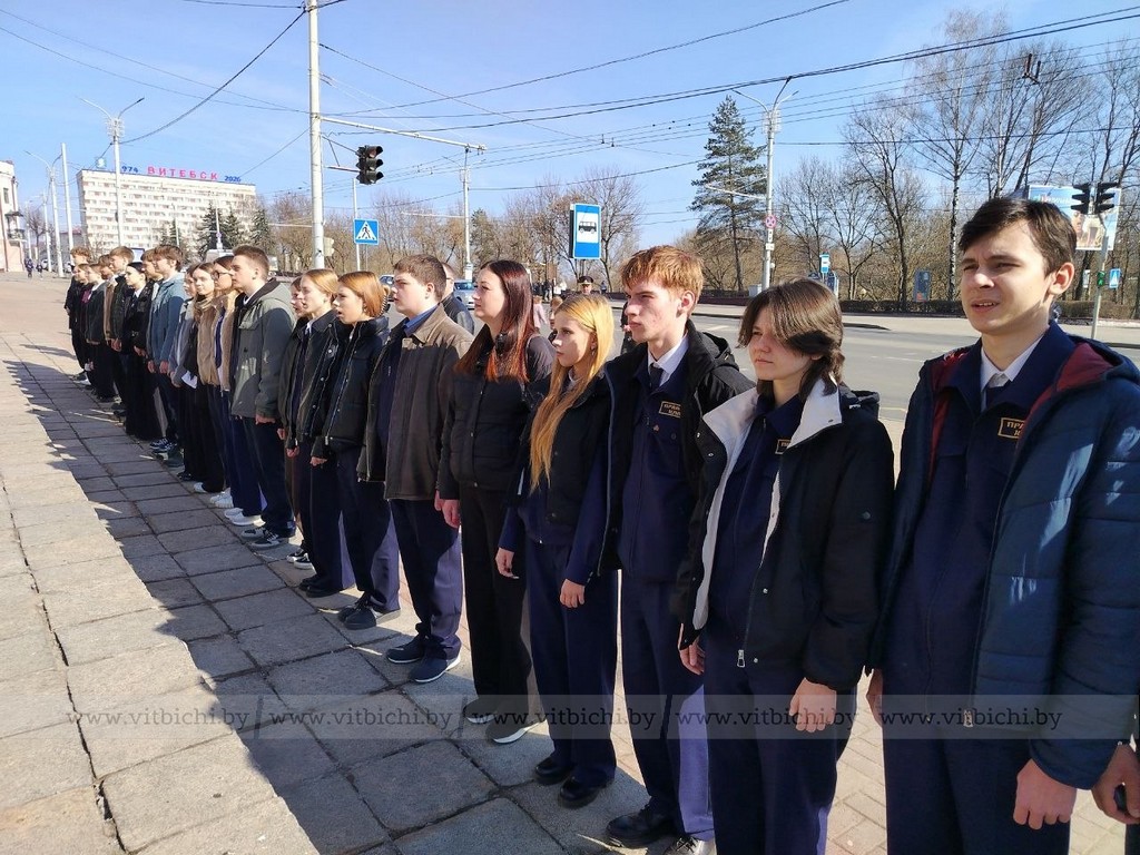 возложение цветов