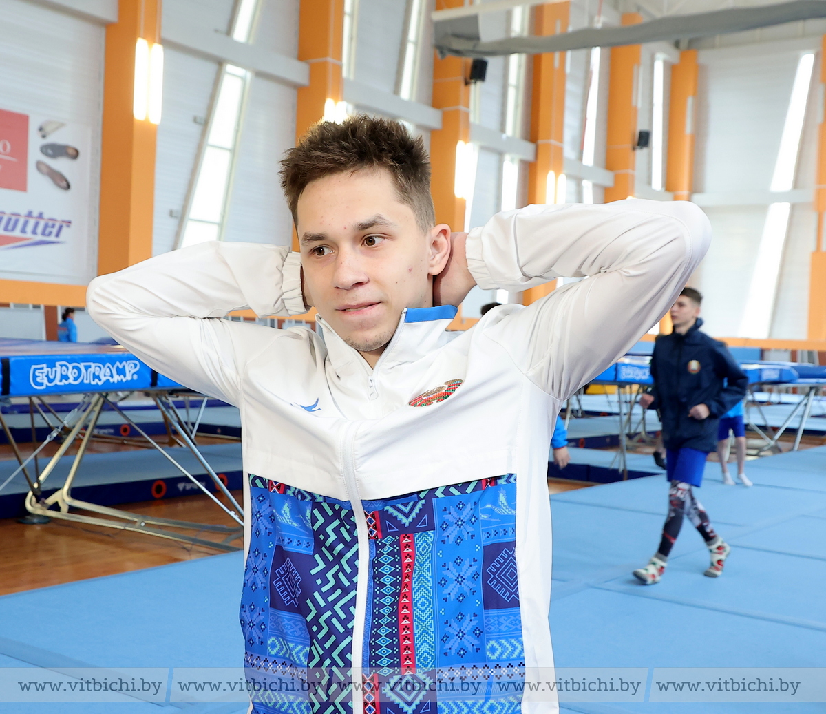 Олимпийский чемпион по прыжкам на батуте