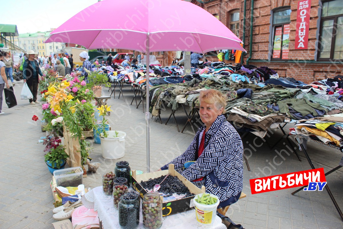 Смоленский рынок в Витебске. Дешёвый рынок в Витебске. Витебск рынок Центральный. Белый рынок Витебская 4.