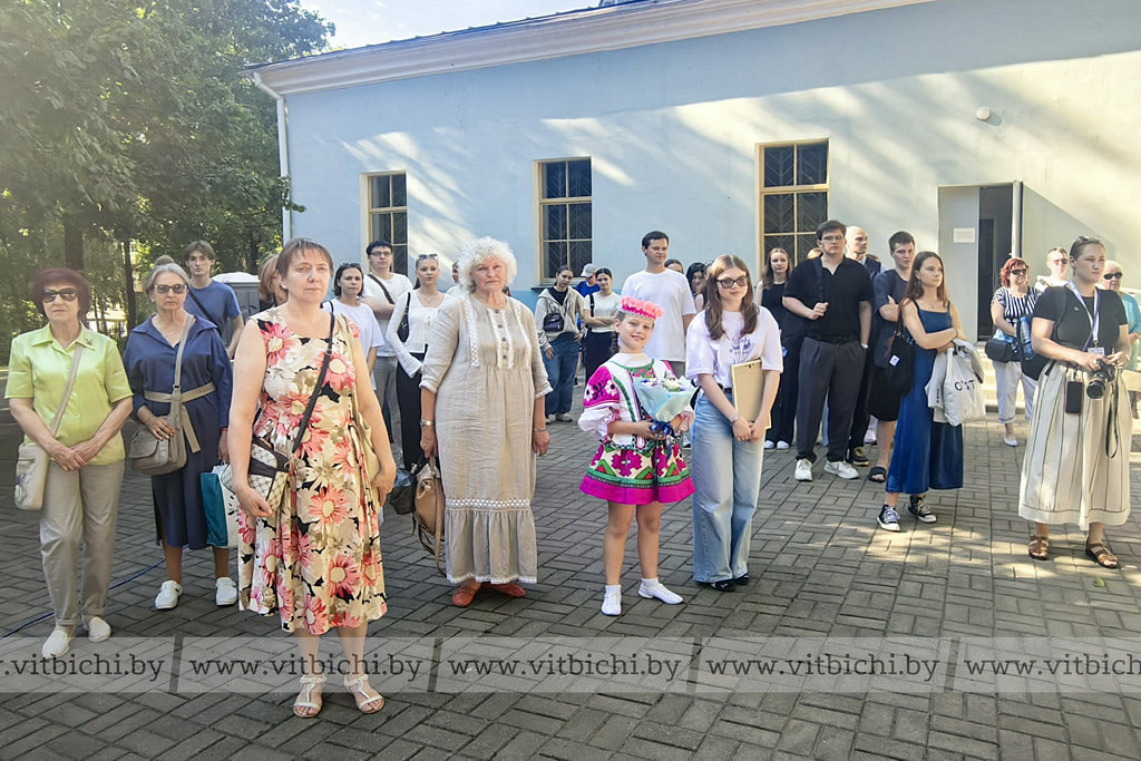 Фотовыставка «Женские лица войны» открылась в музее М. Ф. Шмырёва в Витебске