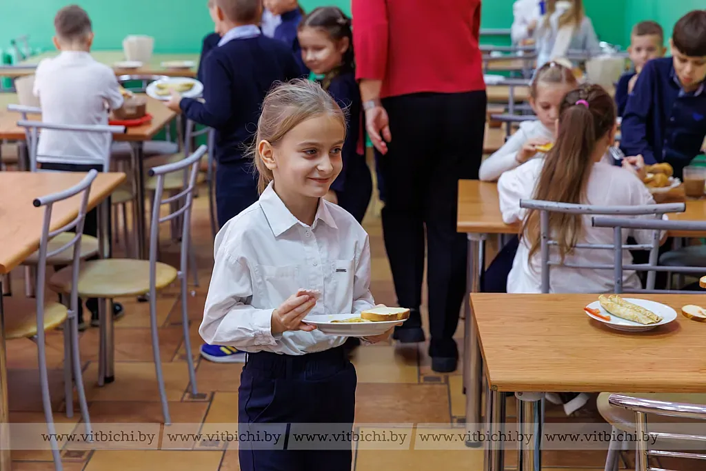 В Витебской школе №4 рассказали, чем будут кормить учеников на этой неделе