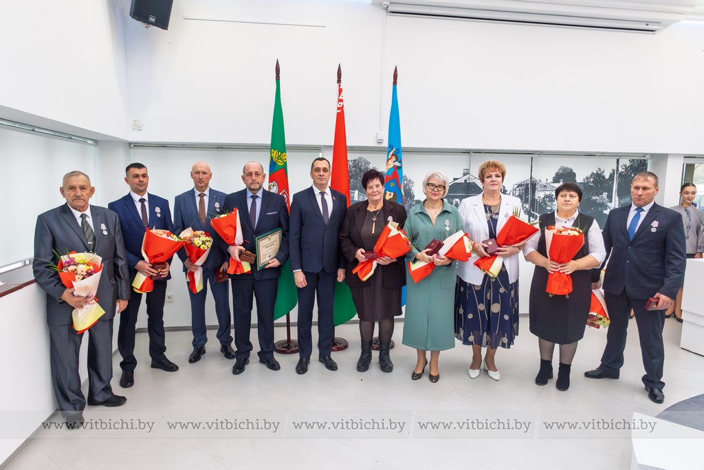 В Витебске вручили государственные награды лучшим труженикам агропромышленного комплекса