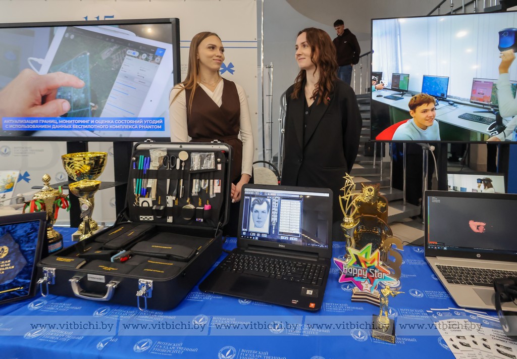 В ВГУ имени П. М. Машерова прошло торжественное заседание Совета университета, посвященное 115-летию вуза