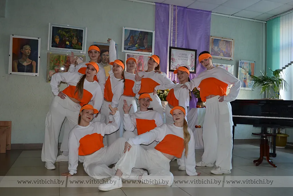Учащиеся специальности «Хореографическое искусство» Витебского государственного колледжа культуры и искусств