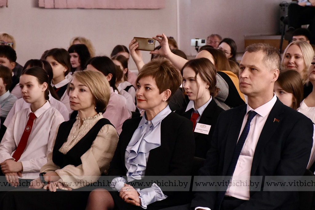 В Витебске стартовал фестиваль детского творчества «Детство – это я и ты!»