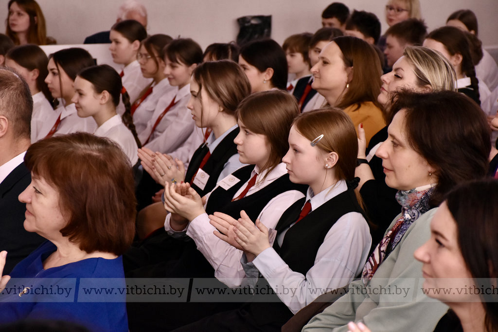 В Витебске стартовал фестиваль детского творчества «Детство – это я и ты!»