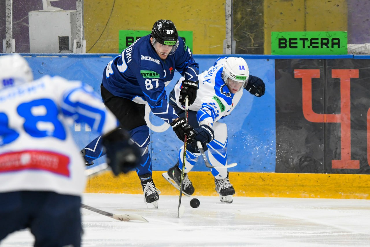 Финиш первой части чемпионата приготовил нам серьезное испытание командами из Жлобина и Молодечно. С первой наш коллектив расправился уверенно.