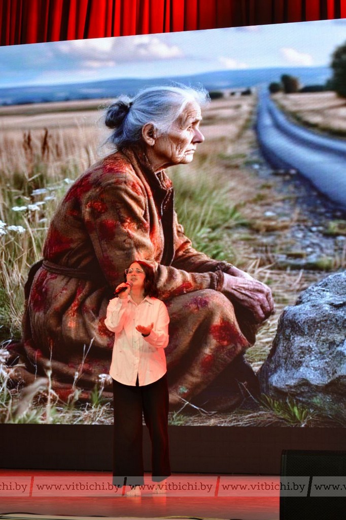 Фотокорреспондент газеты «Витьбичи» Анна Леонькина