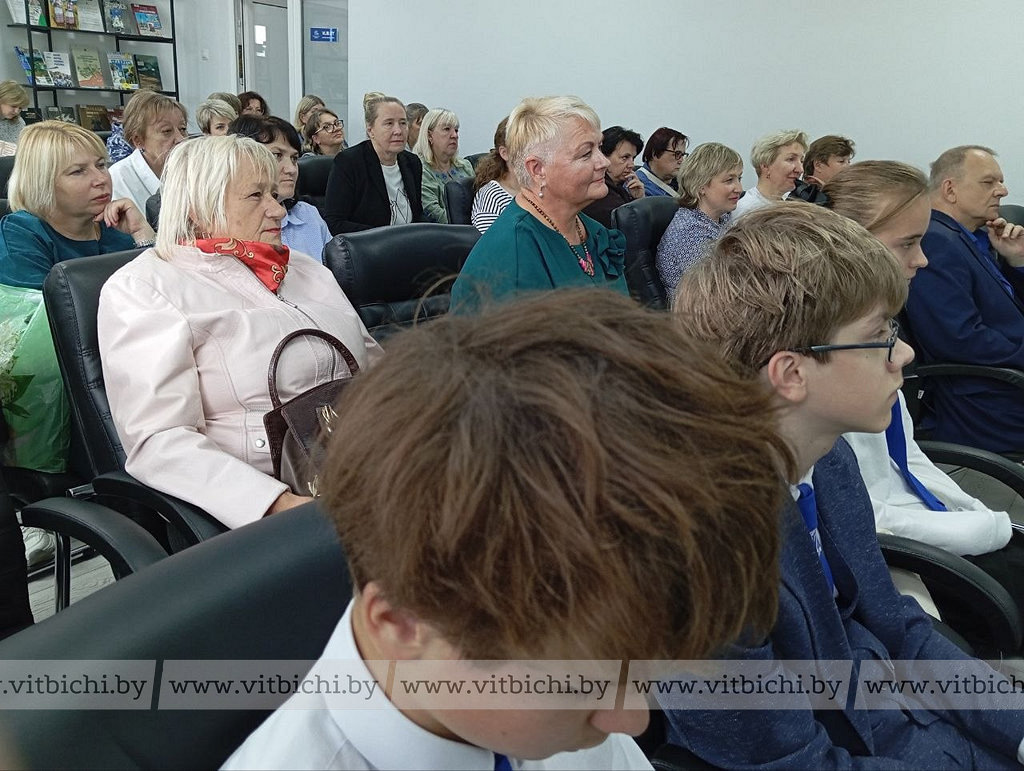 У абласной бібліятэцы прайшла вечарына памяці паэта Алега Салтука