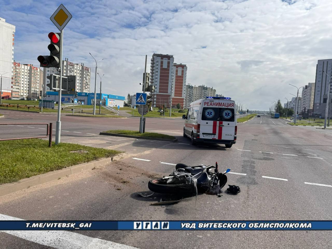 В Витебске на улице Генерала Ивановского в ДТП пострадал мотоциклист