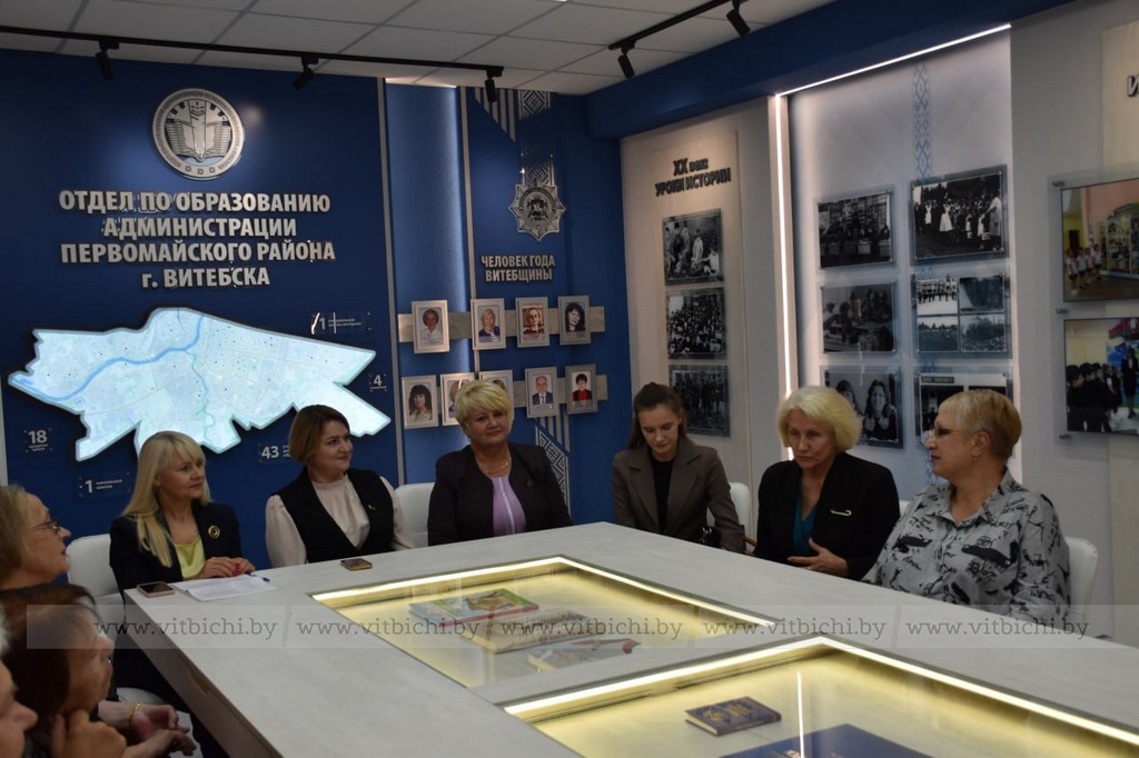 «Диалог поколений»: в СШ № 40 встреча педагогов