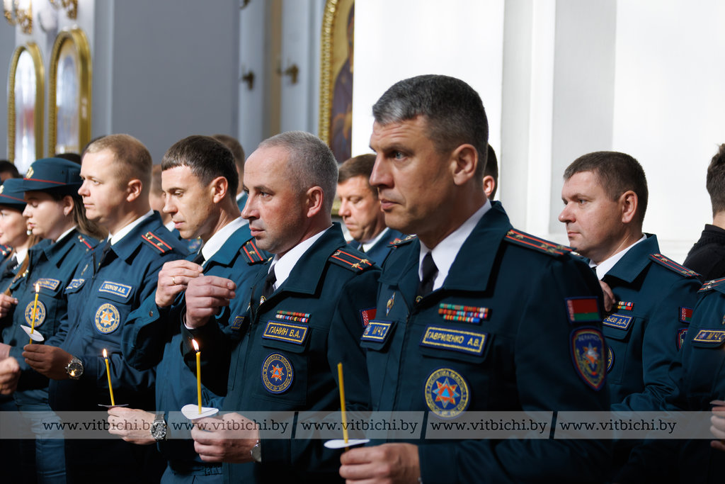В Свято-Успенском кафедральном соборе Витебска состоялся Общегородской молебен «За единую Беларусь!»
