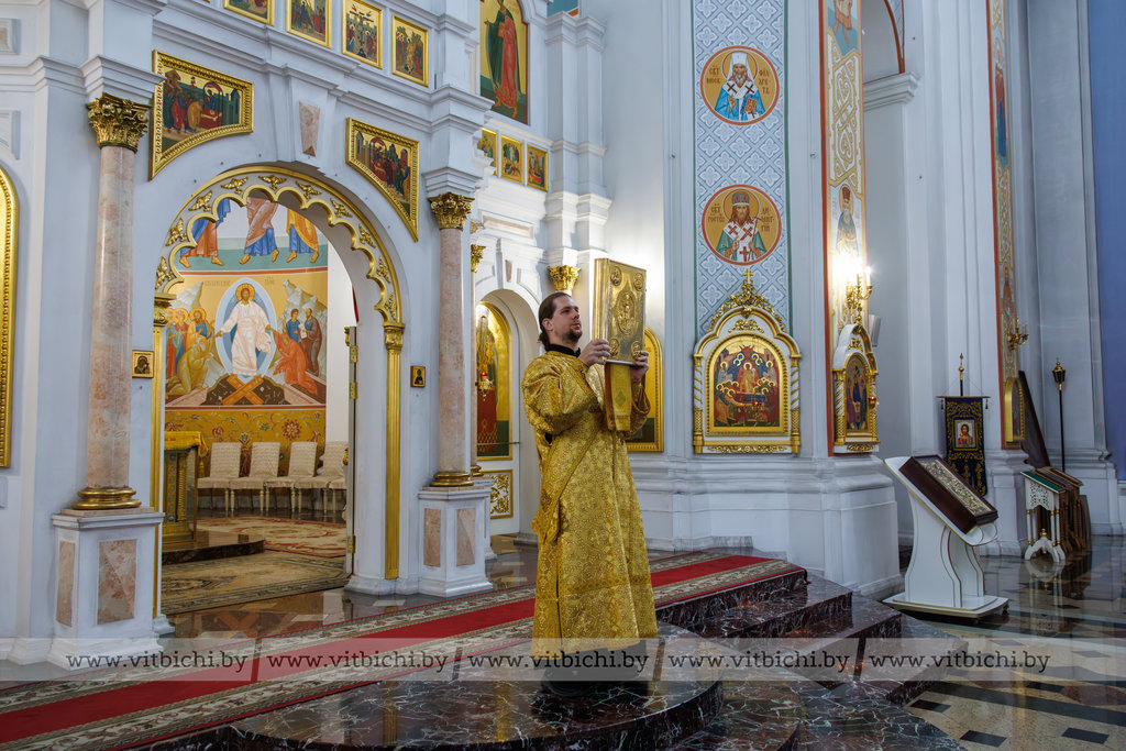 В Свято-Успенском кафедральном соборе Витебска состоялся Общегородской молебен «За единую Беларусь!»