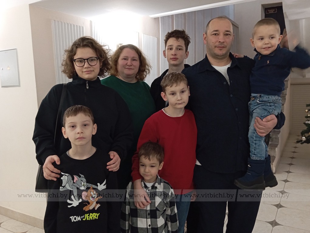 клуб приёмных семей «Под родительским крылом» семья еркович