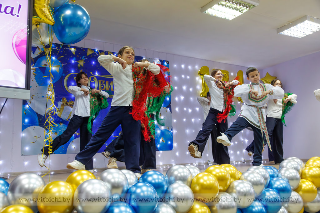 В Витебском районе Старосельская СШ имени Героя Советского Союза В. П. Краева празднует 170-летие