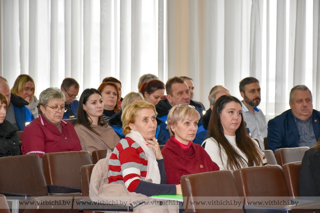 Коллектив предприятия "Витебские ковры"