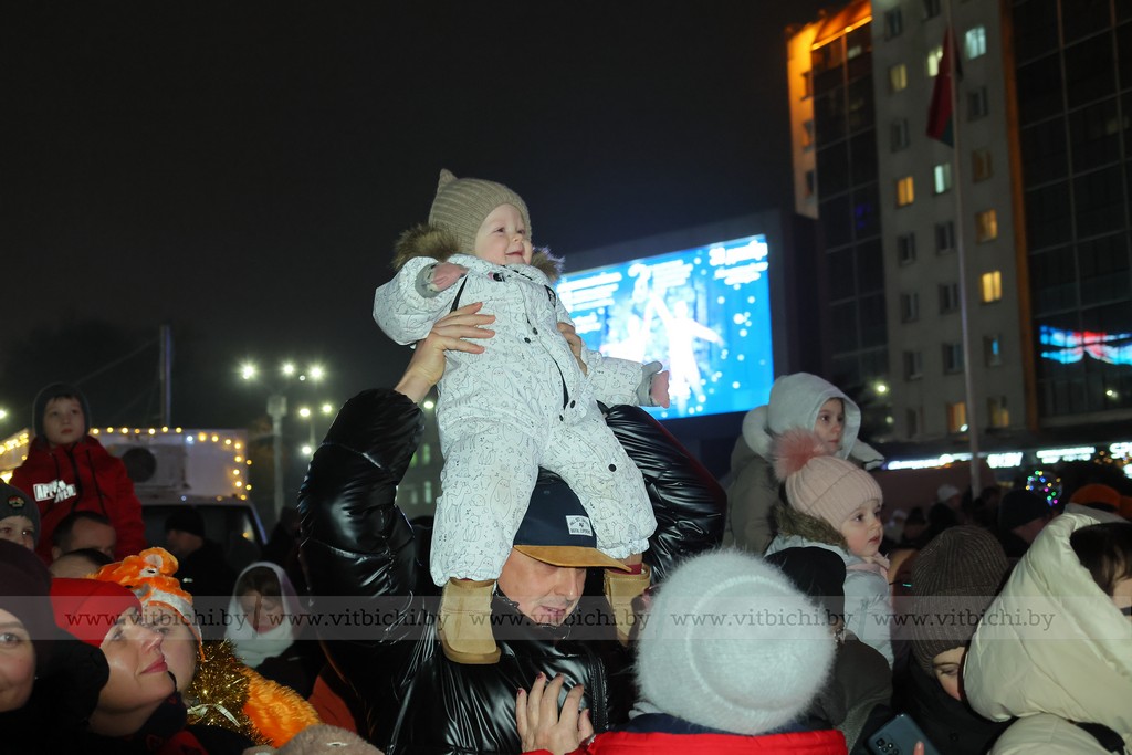 зажжение елки