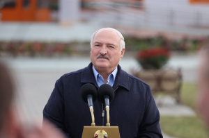Лукашенко уверен в будущем восстановлении отношений с Литвой и Польшей