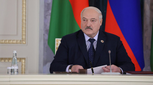 Лукашенко уверен, что выборный период в Беларуси и России пройдет спокойно