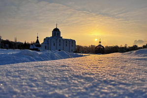 Слабый туман и гололедица: прогноз погоды на 15 января