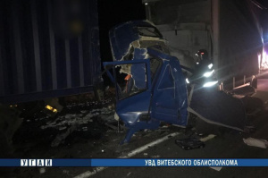 Водитель грузового автомобиля погиб в аварии в Дубровенском районе