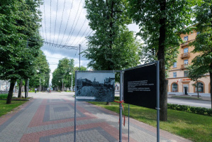 В Витебске открылась уникальная передвижная фотовыставка под открытым небом «Дыхание освобождённого города» 