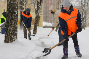 Операция "Снегопад". За предыдущие сутки с улиц и дворов Витебска вывезено более 940 метров кубических снега