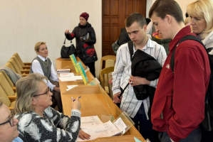 В Витебске заработала молодежная ярмарка вакансий