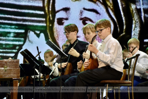 Детский оркестр из Пскова представил в Витебске сказку «Серебряное копытце»