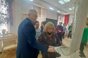 В Витебском областном методическом центре народного творчества открылась областная выставка артефактов «Реликвия»